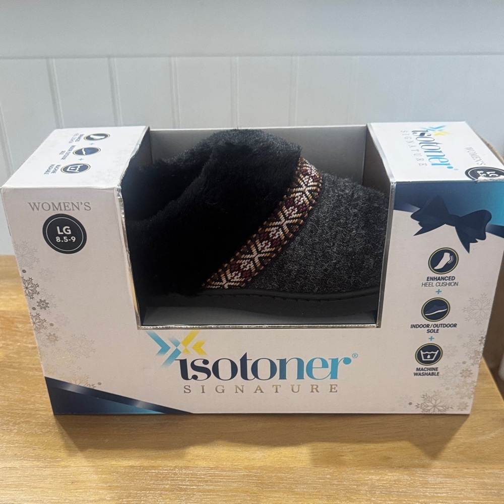 Isotoner Signature Black and Brown Slippers
